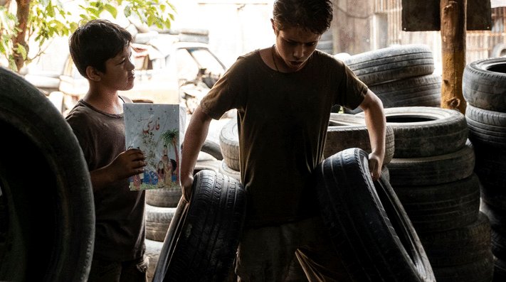 Photo from the movie Khorshid