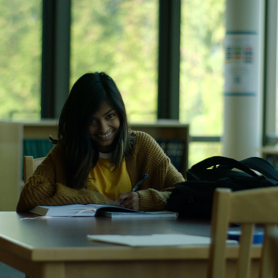 Photo from the movie Young Hearts