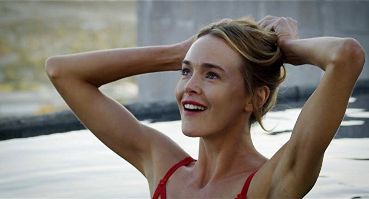 Photo from the movie Loves Me, Loves Me Not