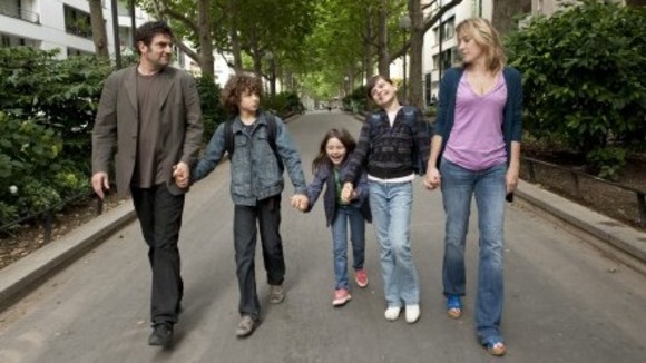 Photo from the movie Hands Up