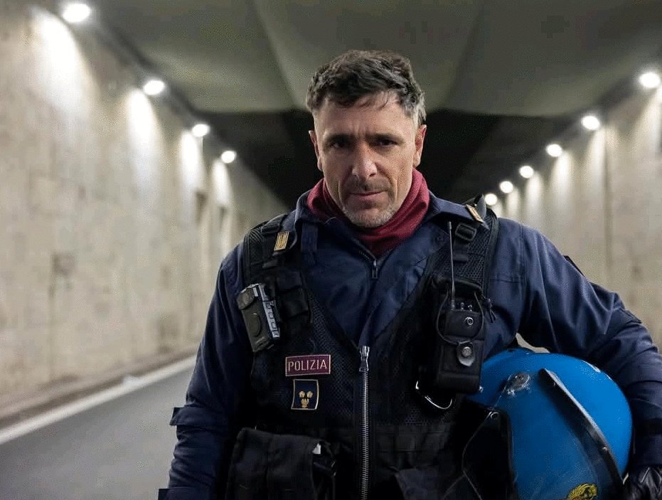 Photo from the movie Public Disorder