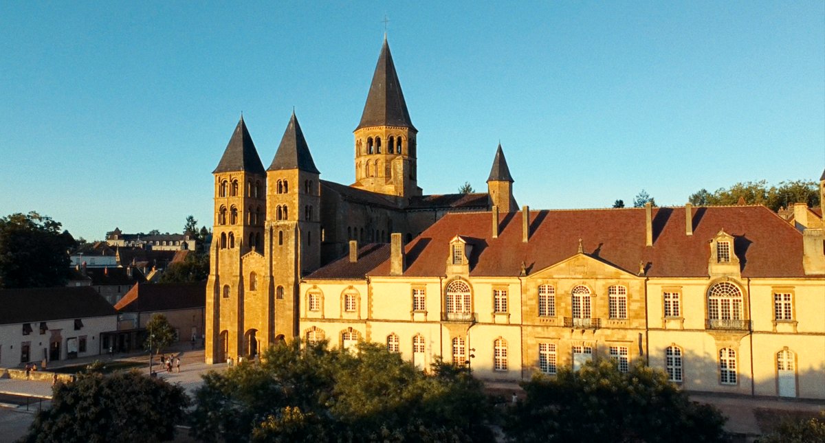 Photo from the movie Sacré Cœur [2025]