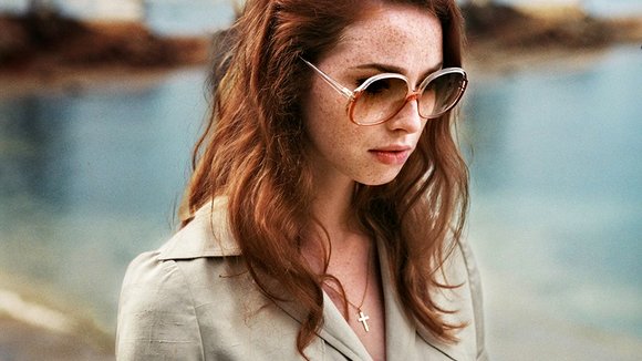 Photo du film La Dame dans l'auto avec des lunettes et un fusil