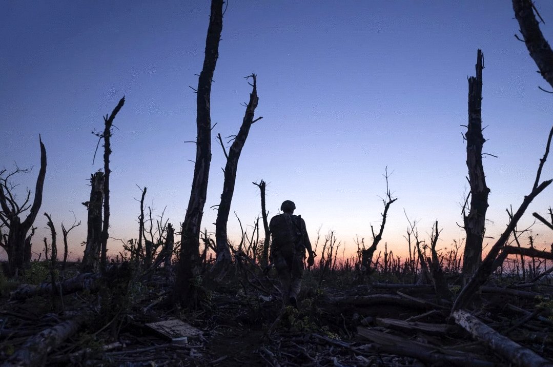 Photo from the movie 2000 metriv do Andriivky [2025]