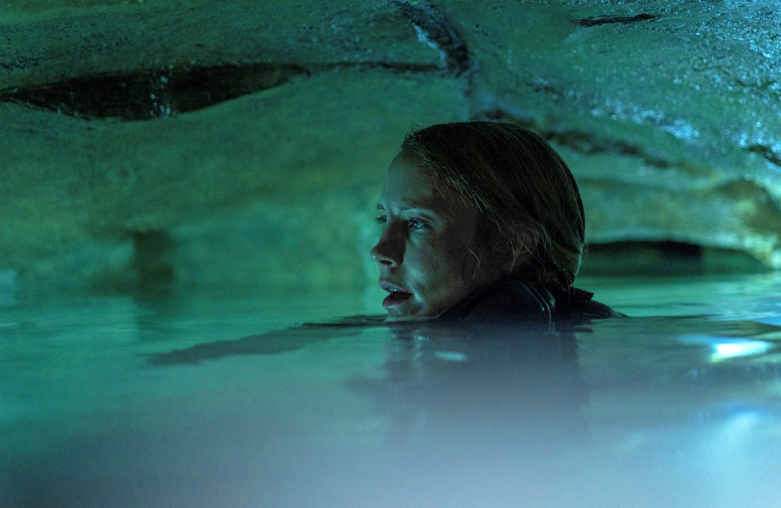 Photo from the movie Breaking Surface