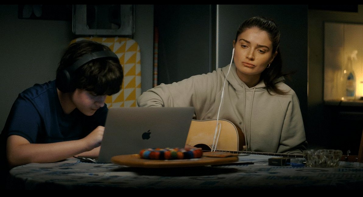 Photo from the movie Flora and Son