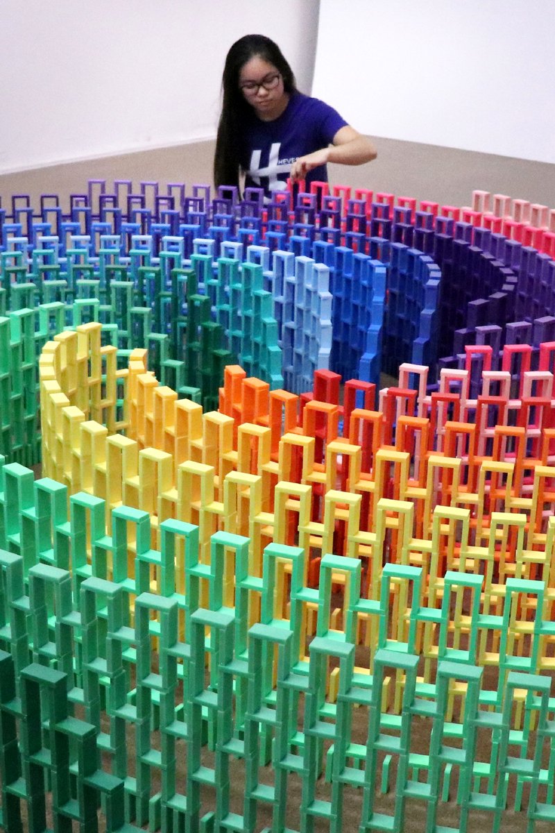 Photo du film Lily Topples the World