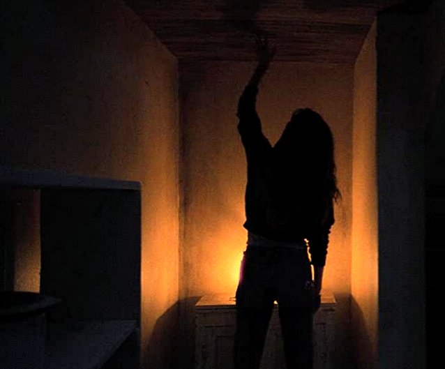 Photo from the movie Shut in