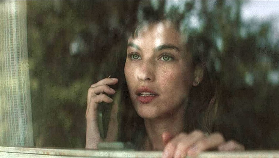 Photo from the movie Shut in