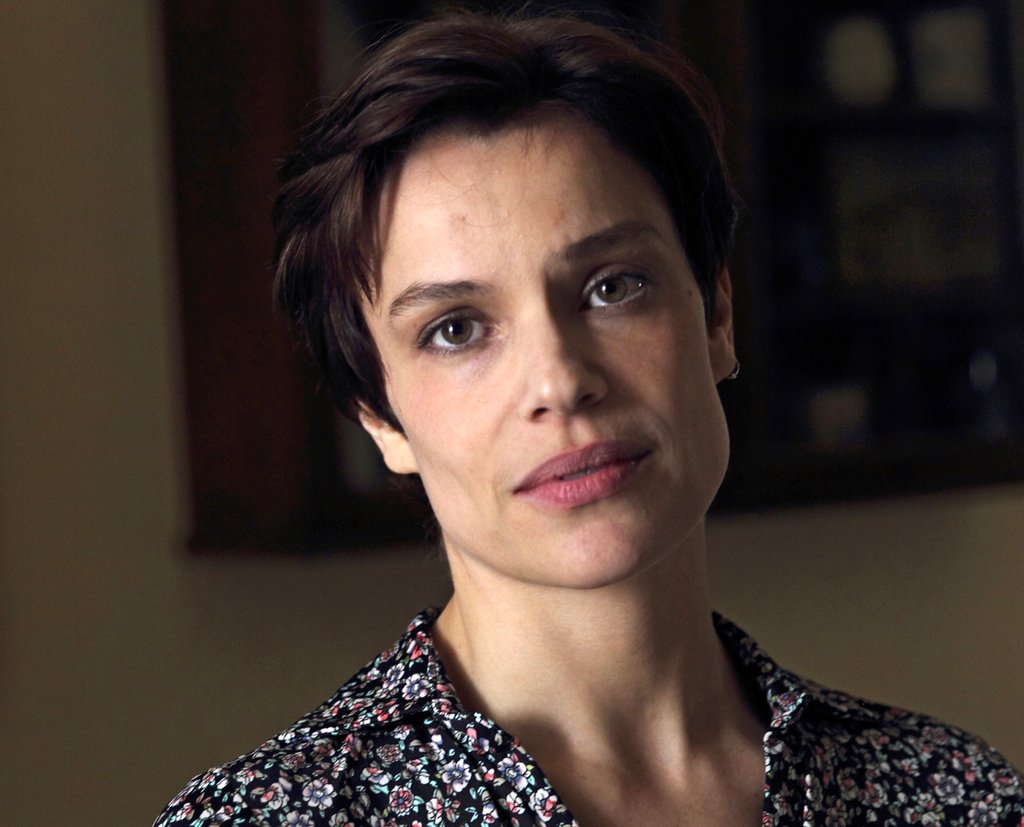 Photo from the movie Tenerezza: Holding Hands