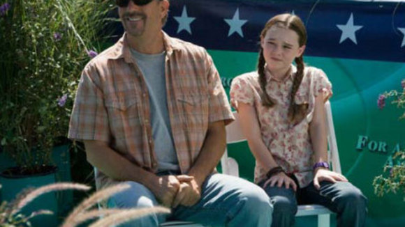 Photo from the movie Swing Vote