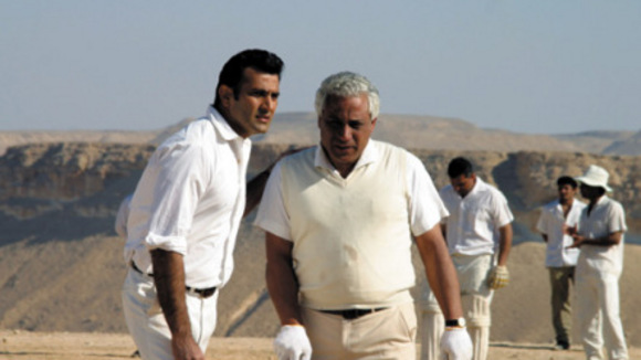 Photo from the movie Turn Left at the End of the World