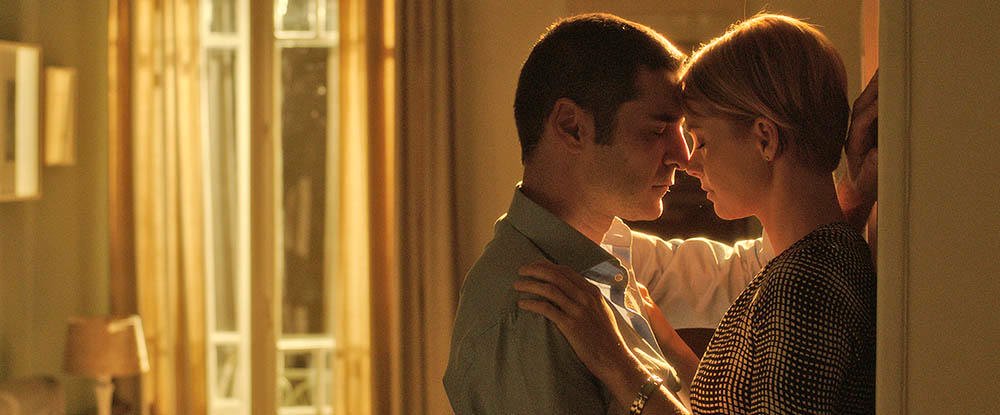 Photo from the movie Enas Allos Kosmos