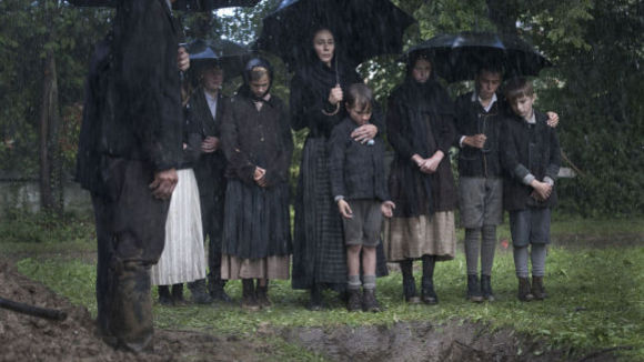 Photo from the movie Someone Like Me