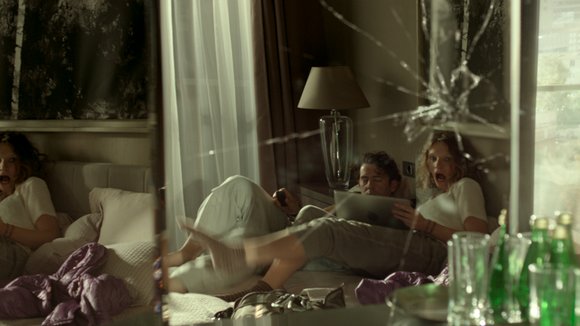 Photo from the movie 11 Minutes