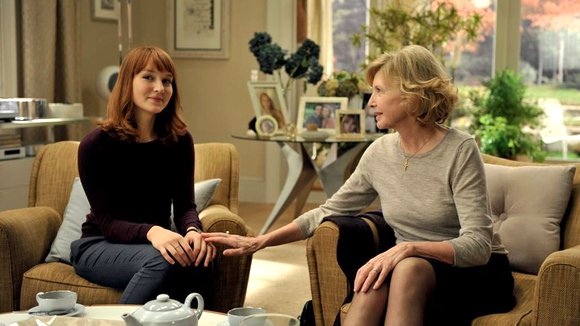 Photo from the movie The New Girlfriend