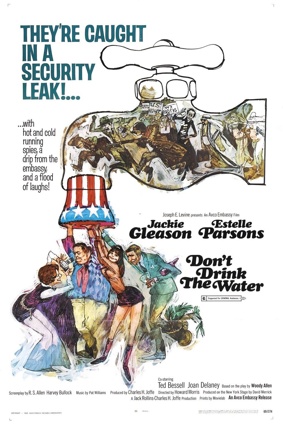 L'affiche du film Don't Drink the Water [1969]