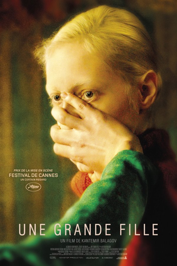 L'affiche du film Une grande fille [2019]