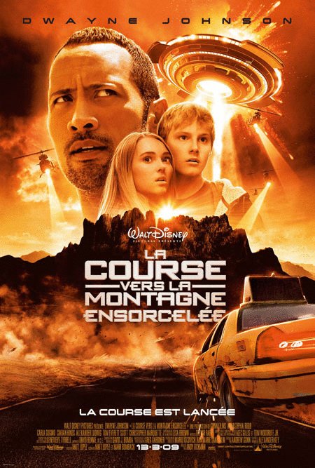 L'affiche du film La Course vers la montagne ensorcelée